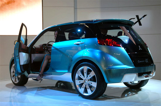 Митсубиси Concept CX